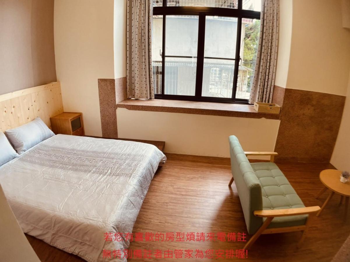 Green Only Homestay Тайнань Экстерьер фото